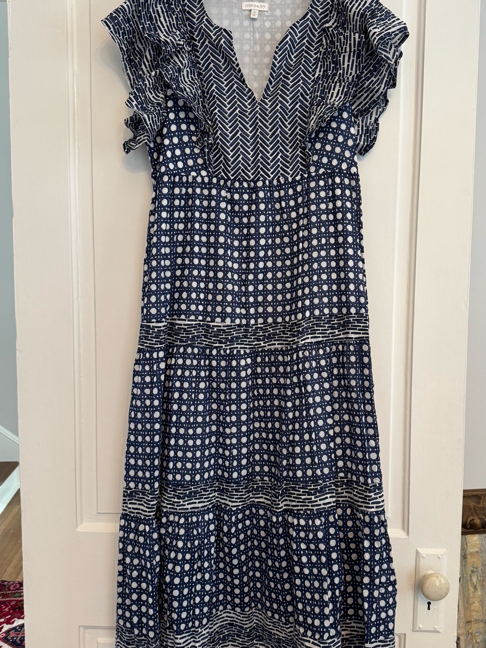 crown & ivy Navy and White Patterned Ruffle Tiered Dress
